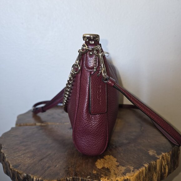 Coach Carrie Pebbled Leather Chain Crossbody Shoulder Bag Fuchsia Bordeaux - Picture 11 of 16